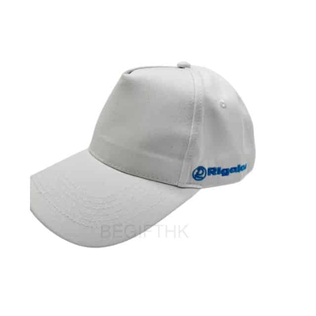 Rigaku 訂製白色 Cap 帽，採用藍色 Logo 撞色刺繡設計，風格簡約專業 - BeGiftHK