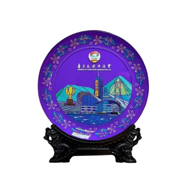 HK-signature-souvenir-crystal-glass-ornament-local-culture-begift 晶化玻璃紀念盤擺件,印有香港特色地標與文化圖案,適合企業商務送禮 - BeGift