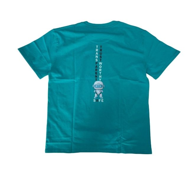 Lirunes 企業團體衫訂製案例，深色 Polo 恤配搭電腦刺繡 Logo，BEGIFTHK 香港禮品公司製作