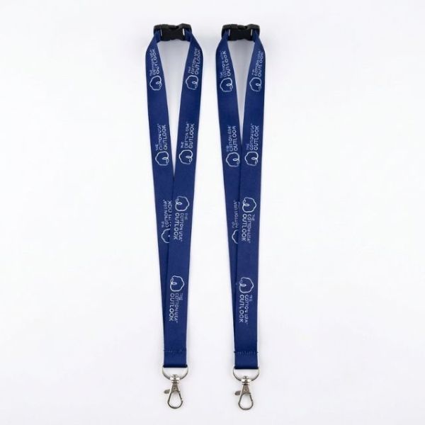 RPET安全扣掛繩訂製_深藍色防勒頸企業證件帶_絲網印刷公司Logo_ESG展覽工作人員掛頸繩