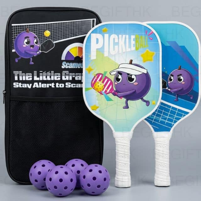 玻璃纖維Pickleball球拍套裝訂製_政府防騙宣傳吉祥物禮品案例_全彩UV印刷連專屬紫色球及客製化收納袋_香港禮品訂製公司